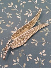 Stunning Marks & Spencers Silver Toned & Rhinestone Leaf Detailed Brooch