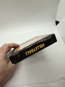 Volleyball Nintendo NES Complete Black Box CIB Rare 3 Screw Non-hangtab Box Nice