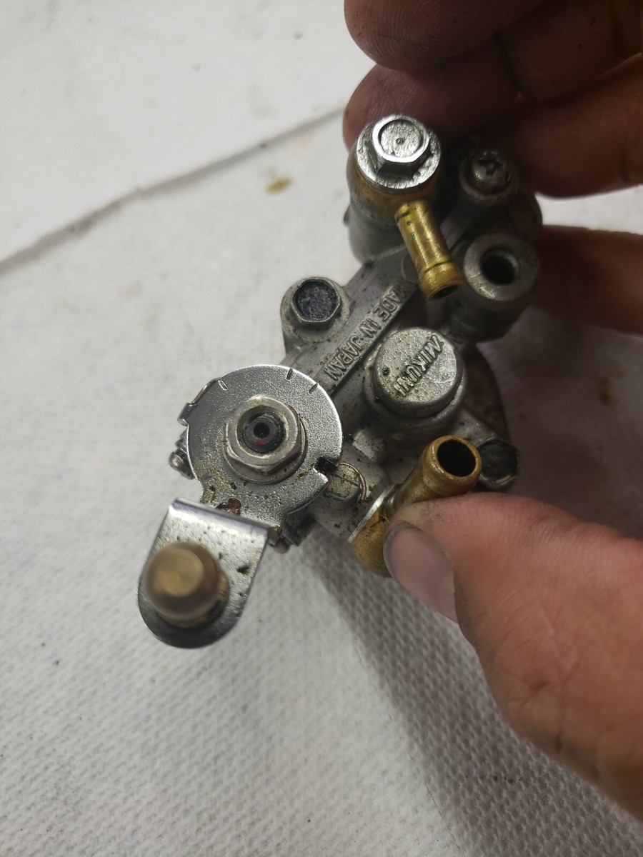 88 ELPTO Mercury Outboard 150hp V6 Black Max XR4 oil