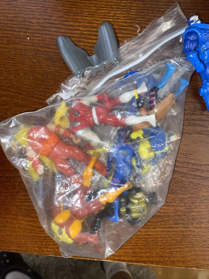 Lote de 4 figuras de acción Marvel Metal Die Cast 2,5" 1994-95 Toy Biz Foto 2 de 2