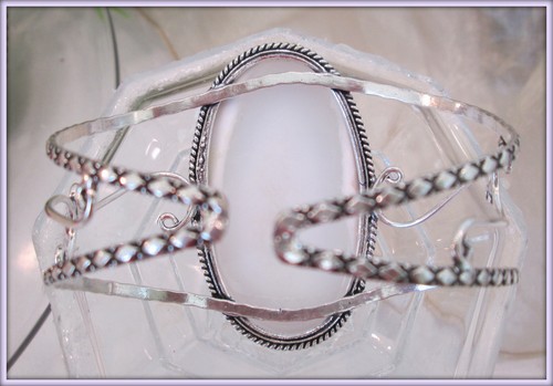 MOONSTONE HUGE NATURAL GEMSTONE LADIES CUFF BRACELET MADE WITH 925 SILVER - Picture 7 of 7