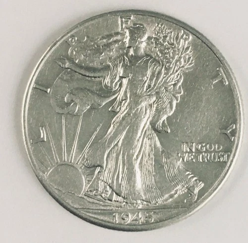 LOT #371    1945 WALKING LIBERTY HALF DOLLAR (UNCIRCULATED)