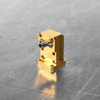 QuinStar WR 28 26.5 40GHz Waveguide to Coax Adapter | Used