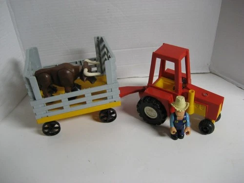 Vintage Fisher Price husky helpers set 331 Farm set 100% complete