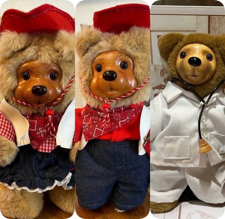 Raikes wooden face Bears Jesse, Bonnie and Doctor Doug with boxes