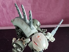 LEGO Bionicle 8588 Rahkshi KURAHK - Complete with KRATA #3