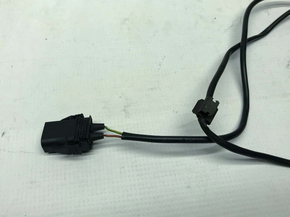 Interruptor de luz de freno trasero BMW K100RS Rear Tail brake light Switch (4) 91' Foto 2 de 4