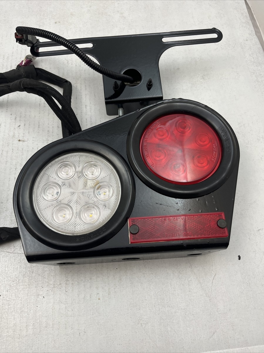 パスカル　LEDライト Daytime Running Lights For Nissan X-trail Xtrail T32 14-16 DRL