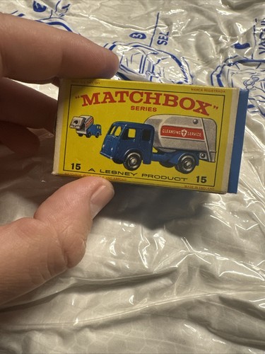 Vintage Matchbox Lesney No 15 Dennis Refuse Truck In Original Perfect D Box - Picture 14 of 15