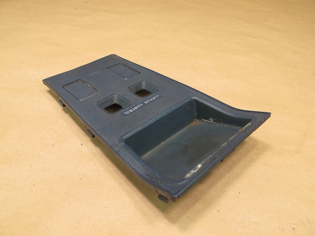置物 user_add6969b 84-89 Nissan 300zx Center Console Tray Bezel Trim Mirror