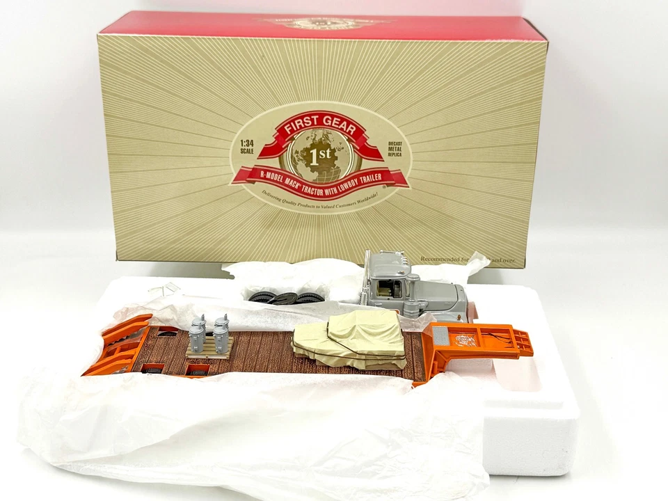 1/34 Mack R Model w/ Lowboy and Load PPL - Image 2 of 2