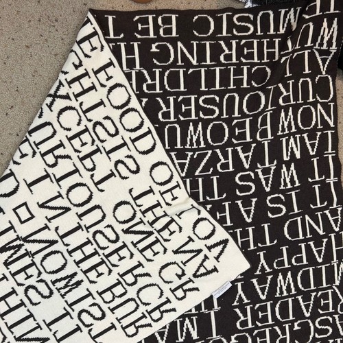 Barnes & Noble Punctuate Literary Quotes Knit Cotton Blanket 60" x 50" - Picture 4 of 5