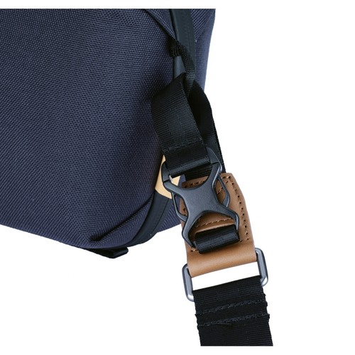 VANGUARD VEO CITY TP28 NV TECH BAG (NAVY BLUE) "Carry your stuff in style!" - Picture 12 of 17