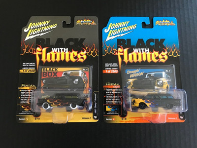 Johnny WHITE Lightning BLACK w/Flames 1957 Chevy Nomad 'SHOE BOX' Chase w/Bonus