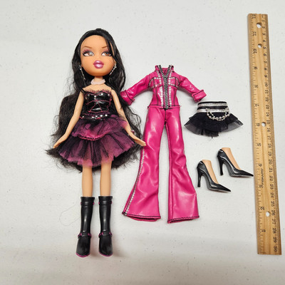 Bratz DESIGNED BY JADE Doll w/ Original BOTH OUTFITS Pink Jumpsuit Boots Shoes