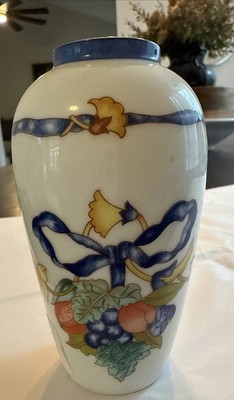 Bernardaud Limoges France Borghese Small Vase 5 