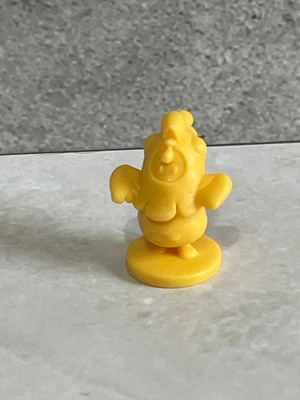 2022 Monopoly Fall Guys Ultimate Knockout - Replacement Bean Token YELLOW