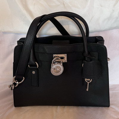 Michael Kors Henkeltasche Schwarz Schloss Schlüsselanhänger