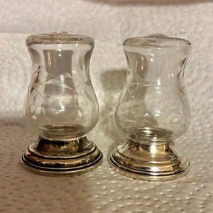Clear Glass Salt & Pepper Shakers, Alvin s270 Sterling Silver bases.