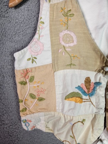 Vintage 90's Ricki Girls Vest Size Medium Patchwork Embroidered Floral Cream - Picture 6 of 13