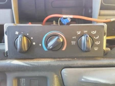 FORD F650SD (SUPER DUTY) TEMPERATURE CONTROL 3856982