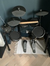 Alesis Nitro Max Electronic Drum Kit