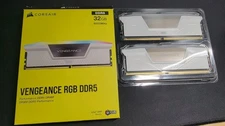 CORSAIR Vengeance RGB 32GB (2 x 16GB) RAM DDR5 6000