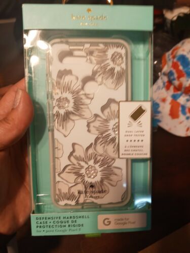 Kate Spade Defensive Hardshell Case for Google Pixel 3 - Reverse Hollyhock/Cream - Picture 2 of 3
