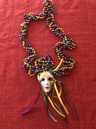 Vtg Mardi Gras Beads Ceramic Mask New Orleans Carnival Season - Picture 4 of 6