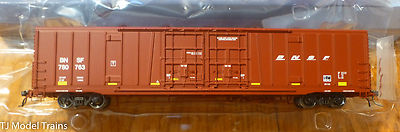 BLMA Models HO #53067 (Rd #780763) BNSF (Powerbar Logo) Bx-166 60'Beer Car