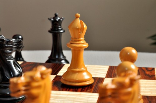 The Morphy Luxury Chess Pieces - 4.4" King Ebonized & Antiqued Boxwood - Picture 8 of 12