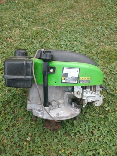 Tacumseh Engine LEV100-345001B 4.5 Horse Power From Lawn Boy 10327 Silver Series - Picture 4 of 13