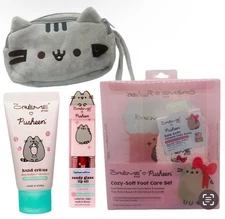 The Crème Shop x Pusheen Lip Oil, Hand Crème, Lip Balm Set & Plush Bag Set NWT