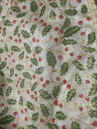 Martha Stewart Vintage Gold Sparkle Red Green Holly Tree Skirt 50” Diameter 2002 - Picture 6 of 12