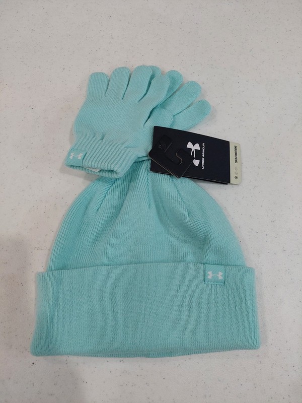 NEW Under Armour Kids Beanie Hat Gloves Set Girl's One Size Fits Most Cold NWT