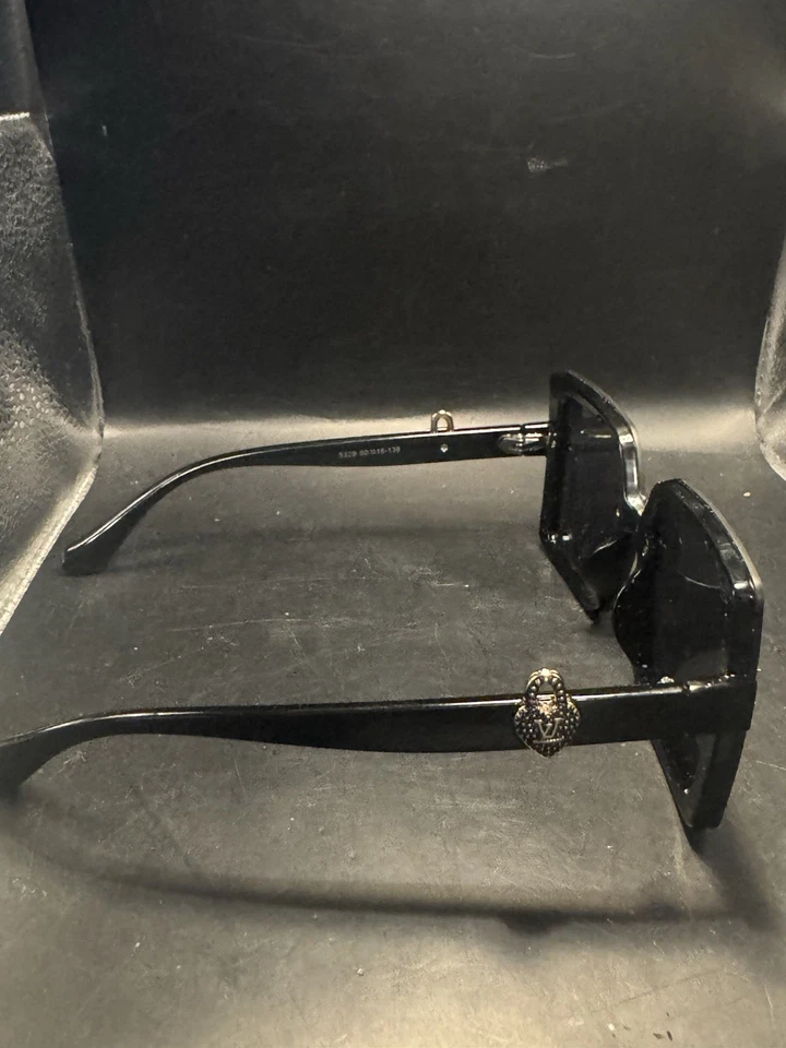 Gafas de sol Louis Vuitton para mujer 8328 50 18-139 ¡con caja y estuche! Foto 2 de 4