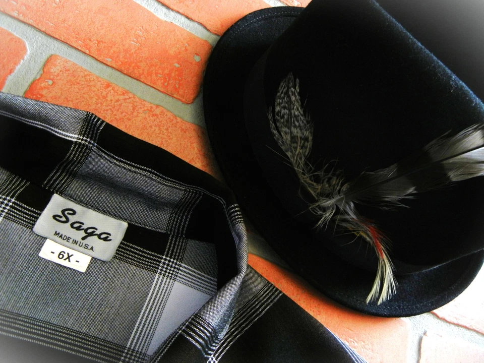 SAGA Falcon GRIS 1$T BORGOÑA Vintage $ BLANCO Polo AGOTADO 90$ Patín CALOR Foto 3 de 4