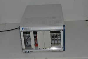 ^^ NATIONAL INSTRUMENTS NI PXI-1042 MAINFRAME CHASSIS  (RJX48)