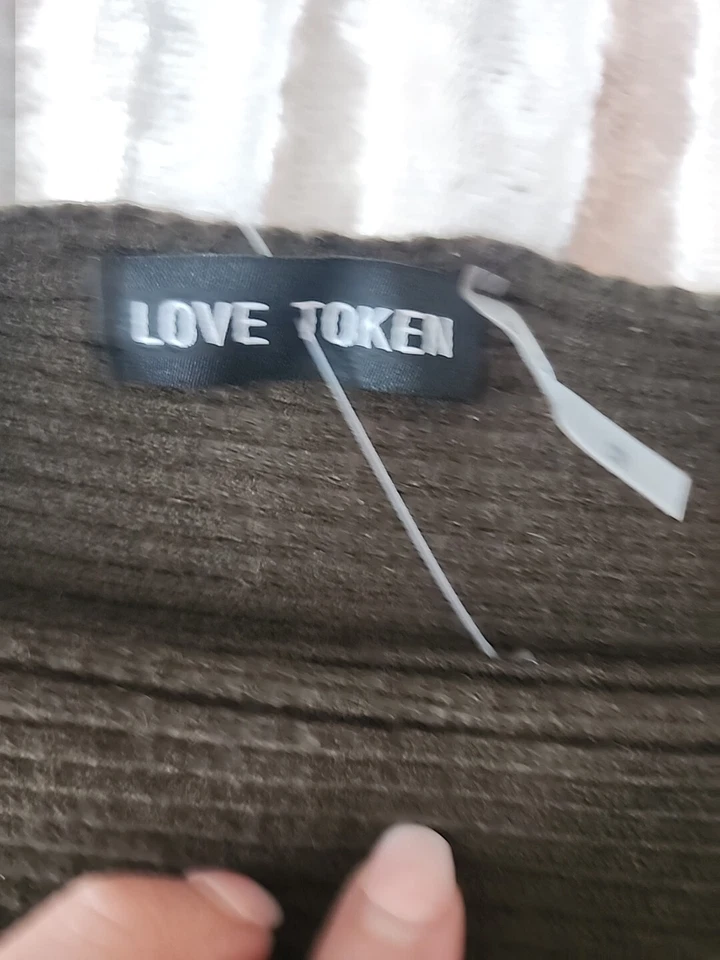 NOVO Suéter Dolman Love Token 'Franklin' M Verde Oliva $159 - Imagem 4 de 4