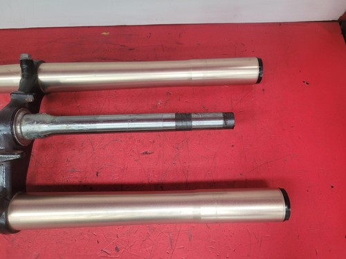 HONDA ADV 350 FRONT FORK SHOCK ABSORBERS 2023 0.3L - Picture 8 of 12