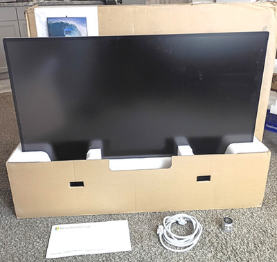 Microsoft Surface Hub 2S 4K 50'' Touchscreen Whiteboard 8GB 128GB W11 NSG-00001