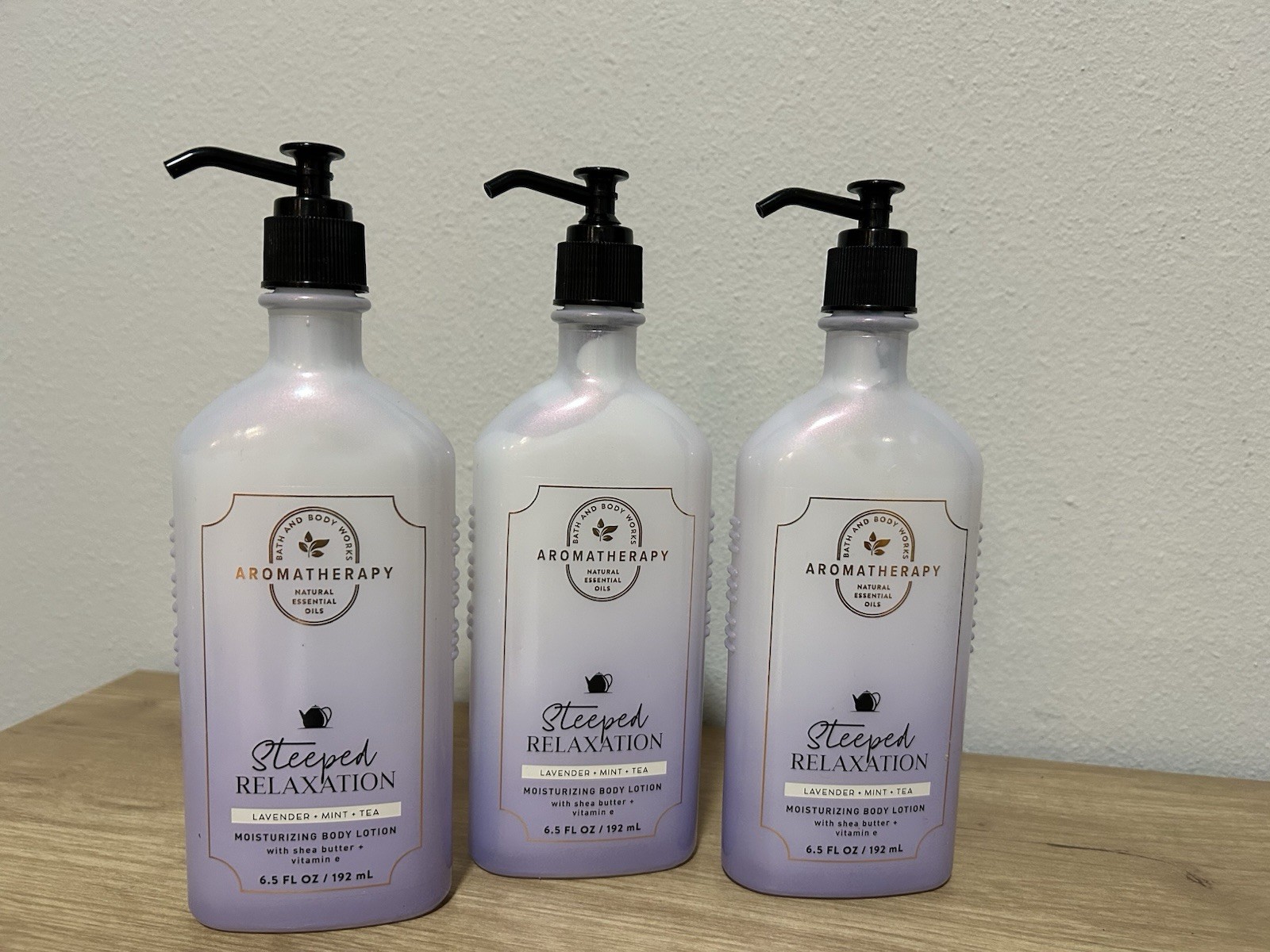 Bath & BodyWorks AROMATHERAPY Steeped Relax Lavender, Mint & Tea Body Lotion (3)