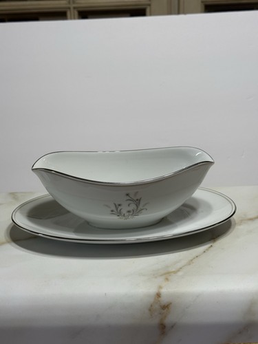 Noritake China Ardis Gravy Boat with Attached Underplate 5772 - Picture 7 of 7