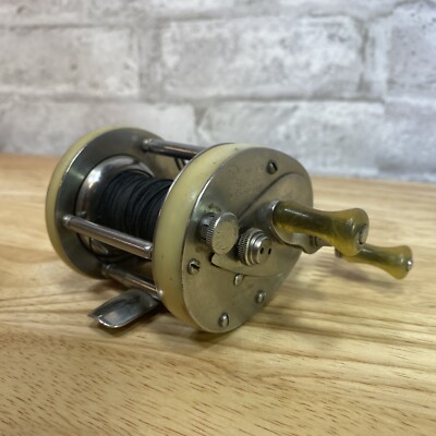 Vintage Shakespeare President No 1970 Model GD Casting Reel USA