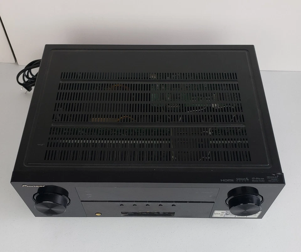 Pioneer VSX-921-K 7.1 Ch HDMI Home Theater Surround Sound Receiver PARTS ONLY  - Image 4 of 4