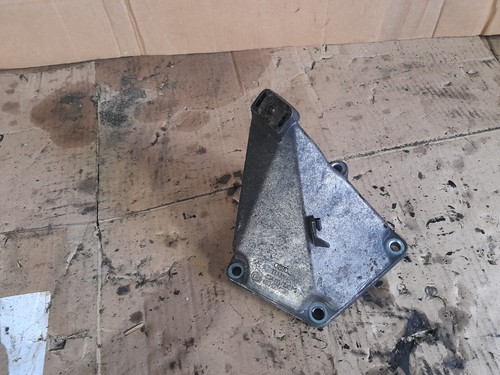 Audi A4 B5 A6 4B 2,5 Motorhalter Motorstütze Links 8D0199307G