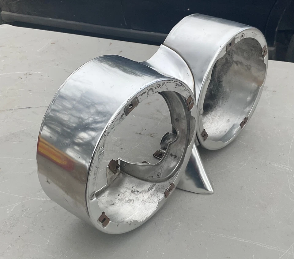 Oldsmobile Starfire 1961 = 88 = 98 = aluminio derecho doble faro envolvente = buen fabricante de equipos originales * Foto 2 de 4