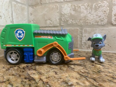PAW Patrol Rocky s Transforming Recycle Truck with Pop-out Tools and Moving Fork
