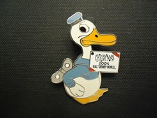 DISNEY WDW HAPPY HOLIDAYS 2004 PIN PURSUIT DONALD DUCK PIN LE 2000