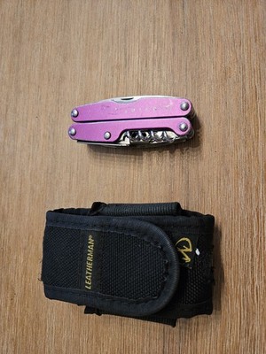 RARE Leatherman Juice XE6 Purple Thunder w/ Sheath 